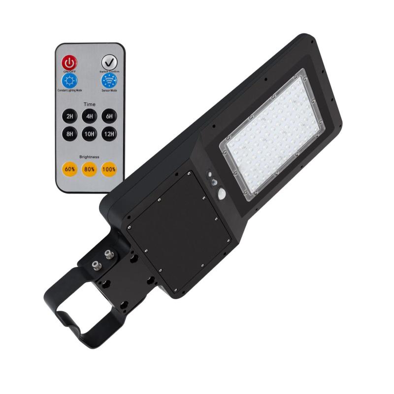 Image of 32W Solar LED Floodlight 3520lm with Dusk to Dawn & Motion Sensor