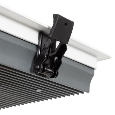 Image of SAMSUNG New Slim Square Microprismatic 15W LED Downlight Aero Cutout 135x135mm with LIFUD Driver