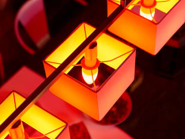 Image of PHILIPS Hue 4W Selectable Colour RGBW LED Candle Bulb - Small Screw Cap