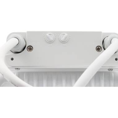 Image of 20W LED Floodlight 2000lm Glass IP65 - with PIR Sensor