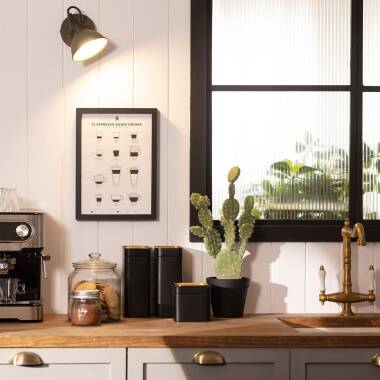 Image of Edit Emer Single Spotlight