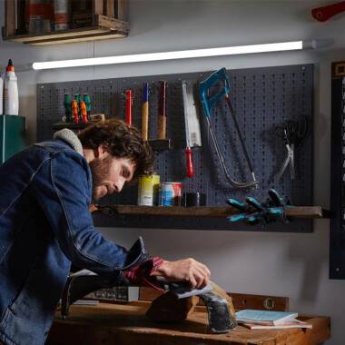 Ledvance Value 10W Cool White LED Slim Batten