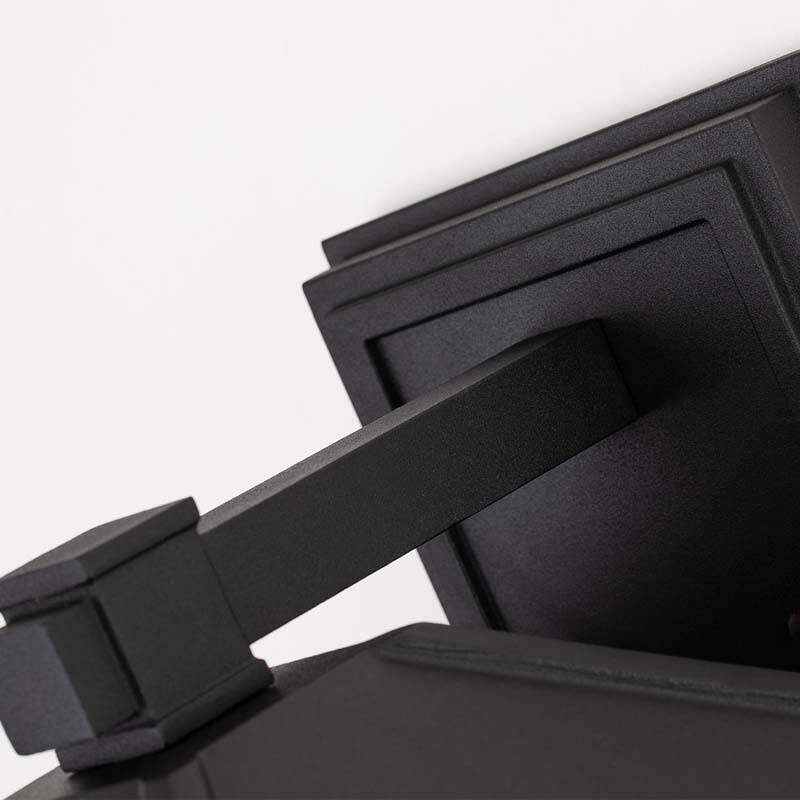 Image of Quoizel Cedar Point Small Outdoor Wall Light