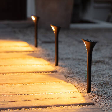 Image of Suri Phare Solar LED Post Light with PIR Sensor