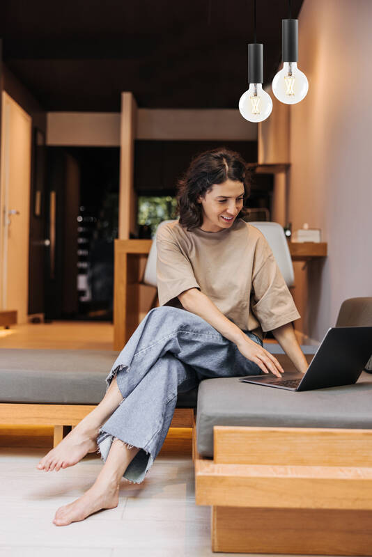 Image of Sylvania 7W Tunable White Smart LED Globe Bulb Screw Cap