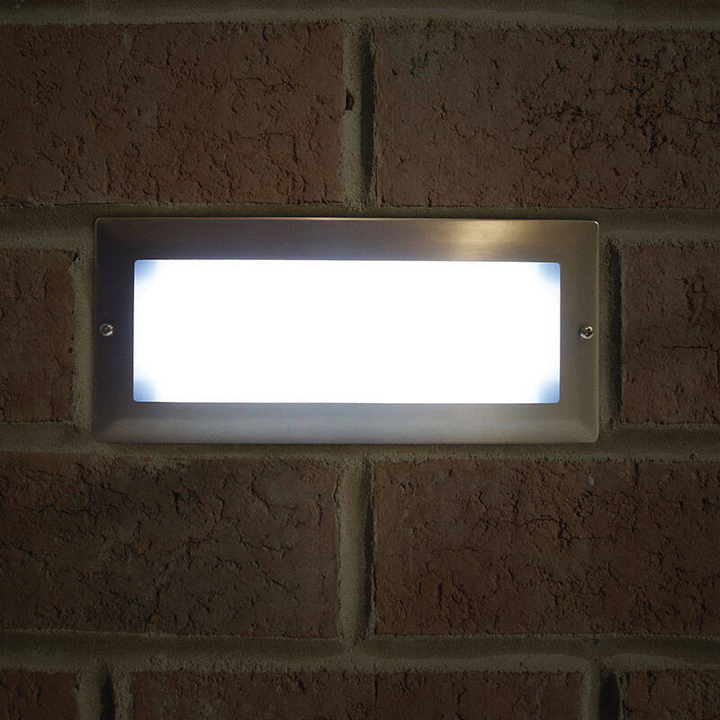 Image of Eterna Mono Daylight LED Brick Light