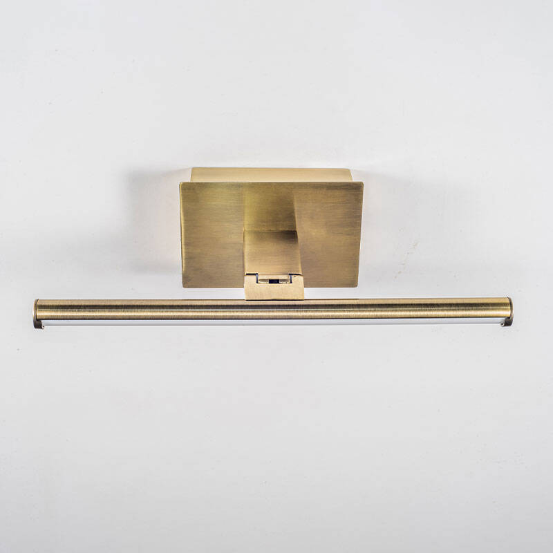 Image of Slimline Medium Battery Operated LED Picture Light With Remote Control