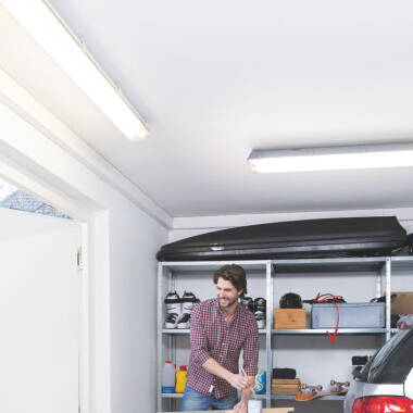 Image of Ledvance SubMARINE 8W Cool White LED Weatherproof Batten