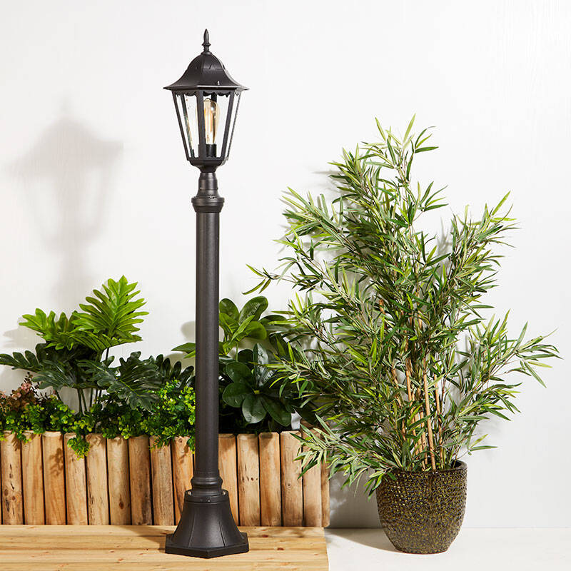 Image of Edit Traditional Lamp Post