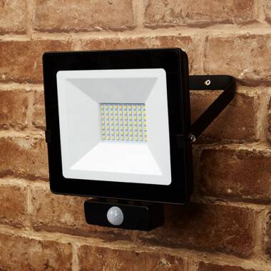 Image of Envirolight Eco 50W 4000Lm Cool White LED Floodlight with PIR Sensor