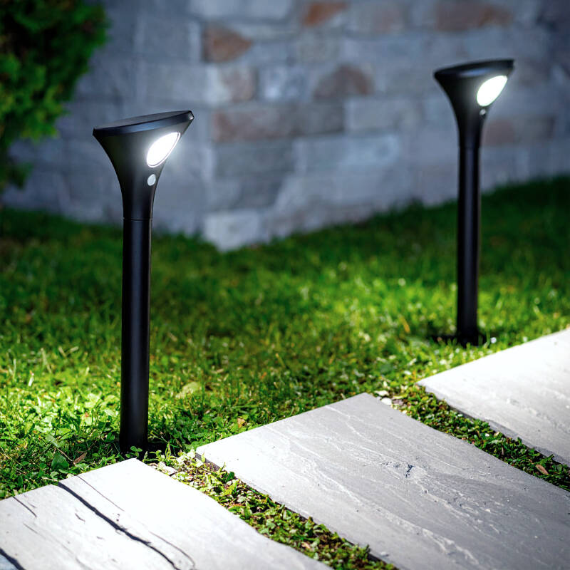 Image of Suri Phare Solar LED Post Light with PIR Sensor