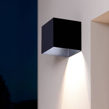 Image of Suri Rabat Solar LED Outdoor Wall Light with PIR Sensor