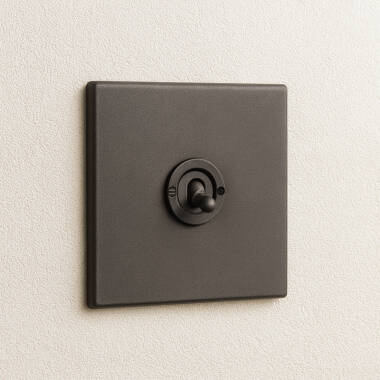 Edit Hartland Screwless 2 Gang Two Way Toggle Switch