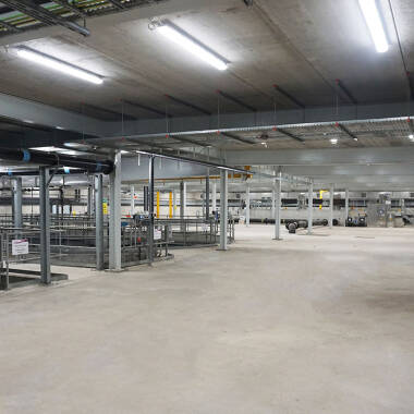 Image of Bell Dura 40W Cool White LED Anti-Corrosive Weatherproof Batten