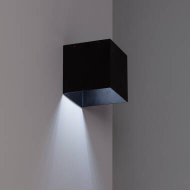 Image of Suri Rabat Solar LED Outdoor Wall Light with PIR Sensor