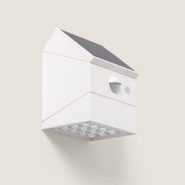 Suri Twist 2.5W Solar LED Wall Light with PIR Sensor