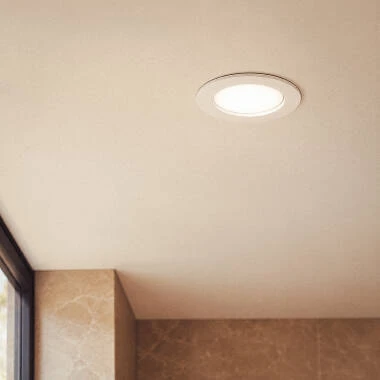 Round Waterproof 8W Warm White LED Downlight IP65 Cutout 75mm