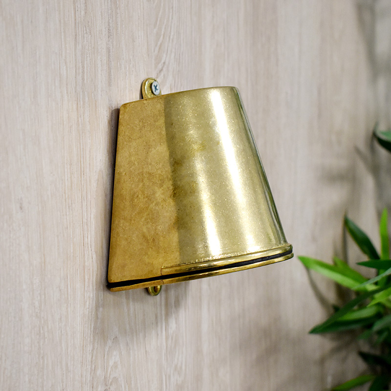 Brass solar deals lights